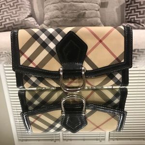 BURBERRY wallet